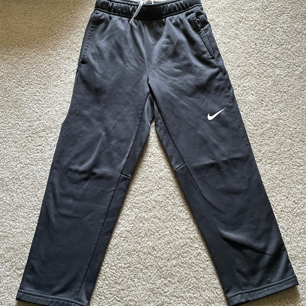Boys Nike Therma-Fit Joggers